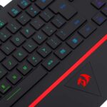 Teclado gamer Redragon Karura 2 preto com teclas ABS laser