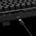 Teclado gamer Redragon Shiva 61 RGB com teclas macro e multimídia