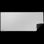 Detalhe das bordas costuradas do mouse pad Trust GXT759W